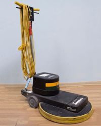   Mustang Vac - Trac